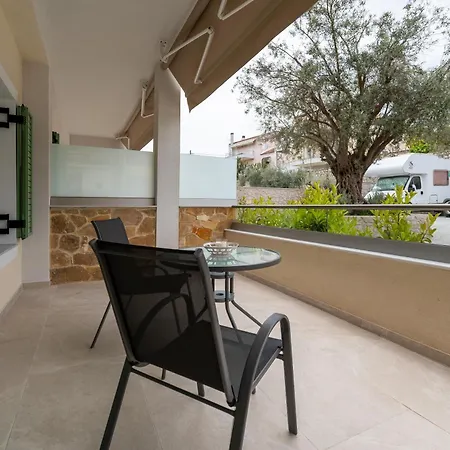 Apartment Deluxe 2, With Rooftop Terrace And Breathtaking Views