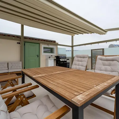 Deluxe 2, With Rooftop Terrace And Breathtaking Views